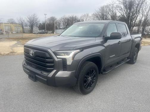 2022 Toyota Tundra SR5