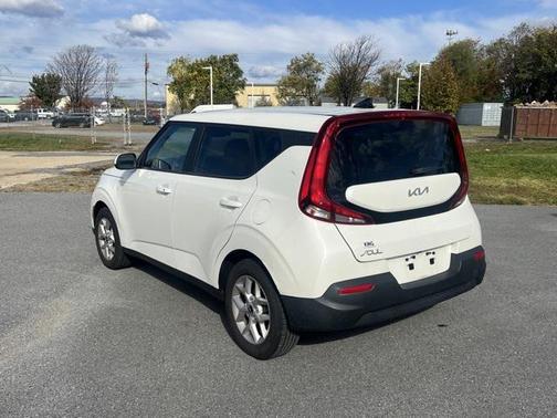 2022 Kia Soul S