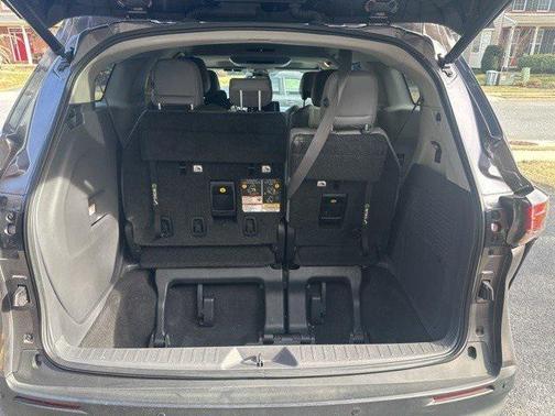 2021 Toyota Sienna XLE 7 Passenger