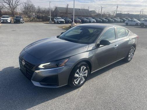 2025 Nissan Altima S FWD