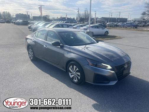 2025 Nissan Altima S FWD