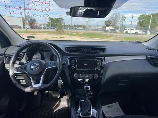 2021 Nissan Rogue Sport S