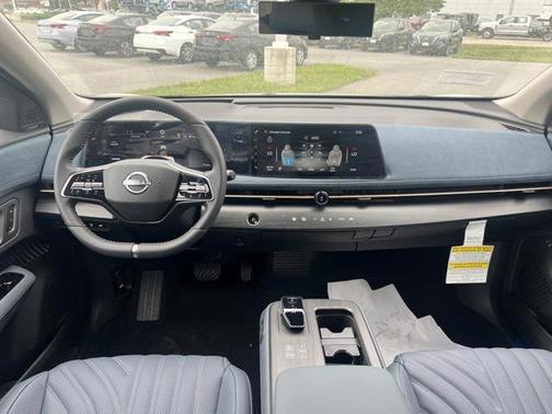 2025 Nissan ARIYA PLATINUM+