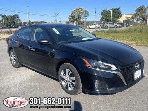 2025 Nissan Altima S FWD