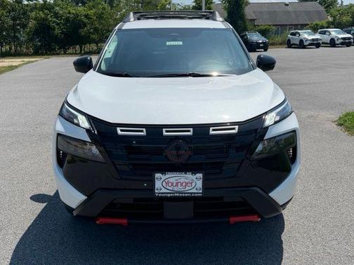 Everest White Pearl Tricoat 2026 Nissan Rogue Rock Creek