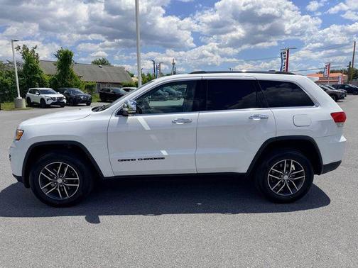 Bright White Clearcoat 2018 Jeep Grand Cherokee Limited