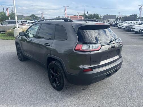 2020 Jeep Cherokee Altitude