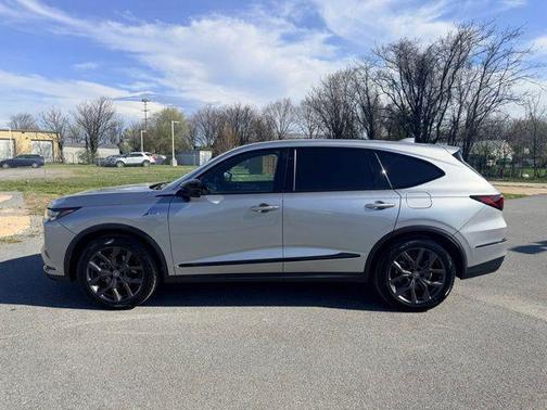 Lunar Silver Metallic 2022 Acura MDX A-Spec Package