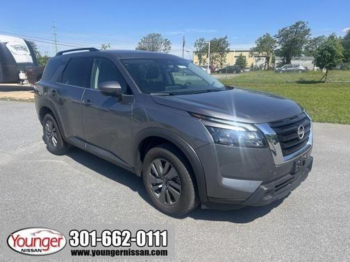 2024 Nissan Pathfinder SV 4WD