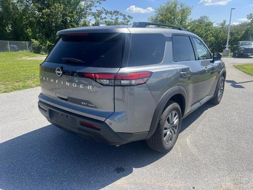 2024 Nissan Pathfinder SV 4WD