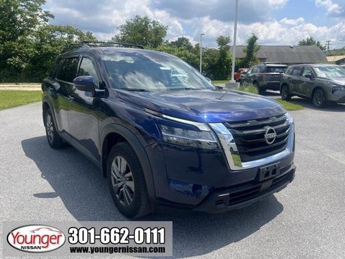 2022 Nissan Pathfinder SV 4WD