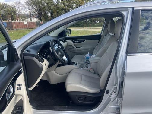 2018 Nissan Rogue Sport SL