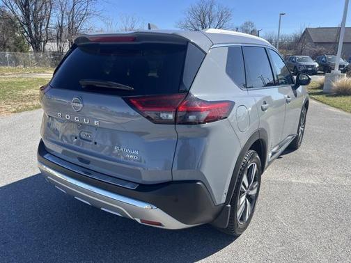 2022 Nissan Rogue Platinum
