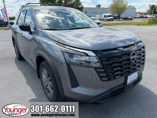 Gun Metallic 2026 Nissan Pathfinder SV