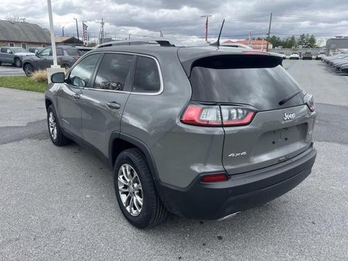 2021 Jeep Cherokee Latitude Lux