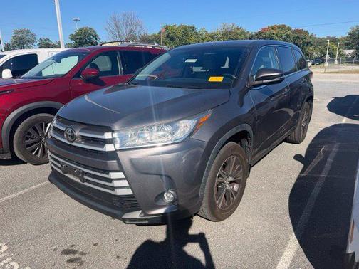 Predawn Gray Mica 2019 Toyota Highlander LE Plus