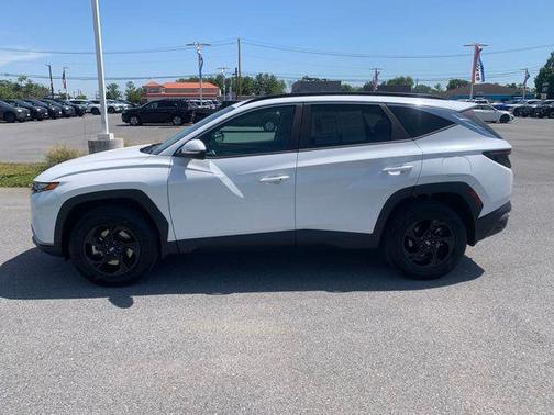 Quartz White 2022 Hyundai TUCSON SEL