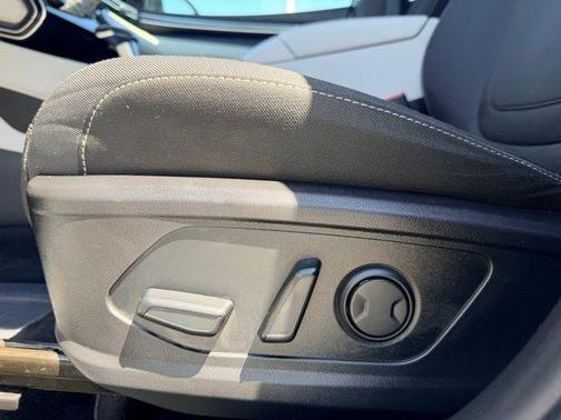 Quartz White 2022 Hyundai TUCSON SEL