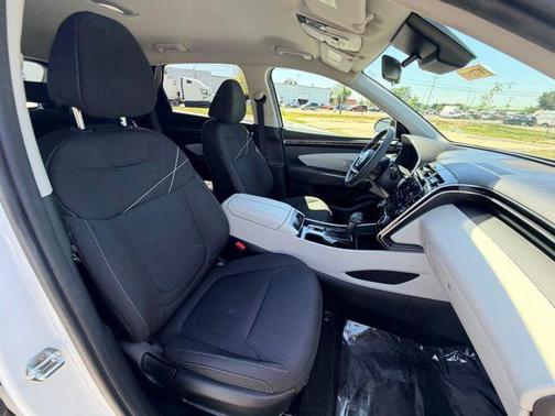 Quartz White 2022 Hyundai TUCSON SEL