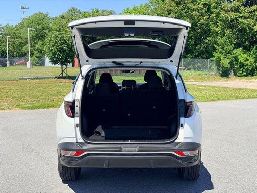 Quartz White 2022 Hyundai TUCSON SEL