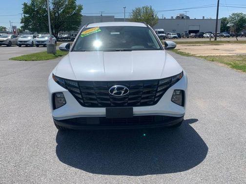 Quartz White 2022 Hyundai TUCSON SEL