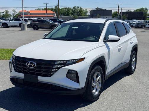 Quartz White 2022 Hyundai TUCSON SEL