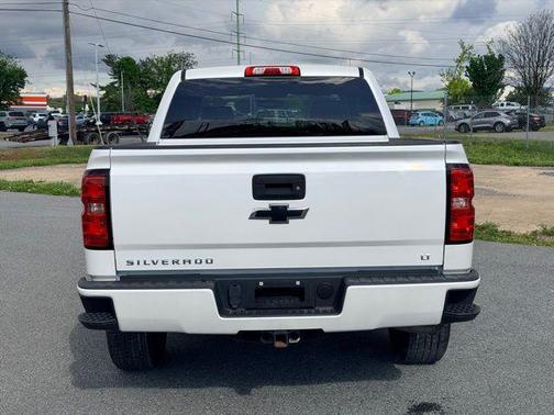 Iridescent Pearl Tricoat 2018 Chevrolet Silverado 1500 2LT