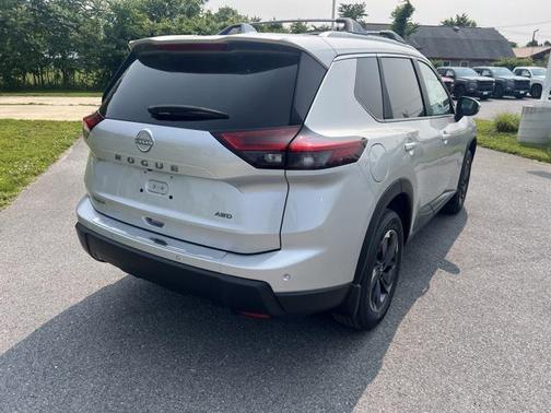 2025 Nissan Rogue SV