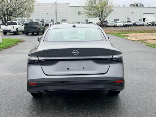 Gun Metallic 2026 Nissan Sentra SV