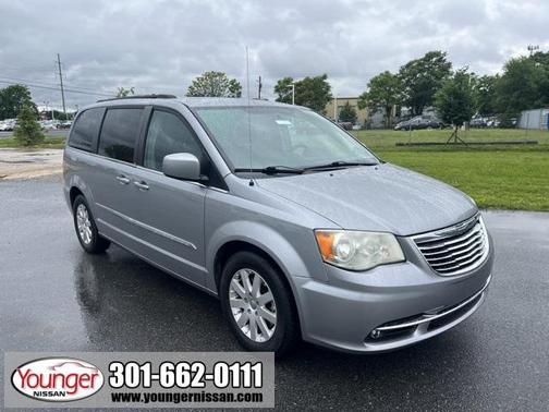 2014 Chrysler Town & Country Touring