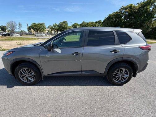Gun Metallic 2021 Nissan Rogue S