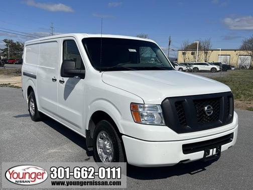 2015 Nissan NV Cargo NV2500 HD SV V6