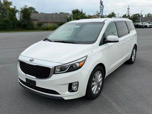 Snow White Pearl 2016 Kia Sedona EX