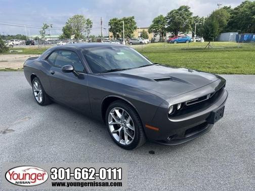 2023 Dodge Challenger SXT
