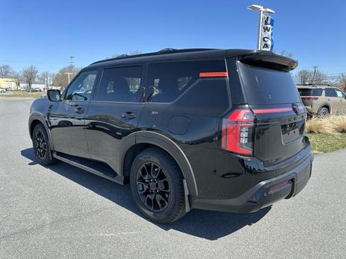 2025 Nissan Armada PRO-4X 4WD