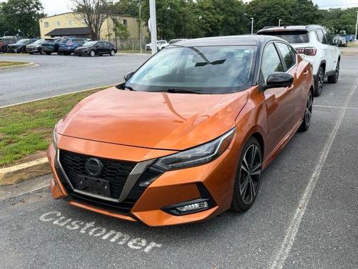 Monarch Orange Metallic/Super Black 2022 Nissan Sentra SR