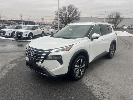 2024 Nissan Rogue SL