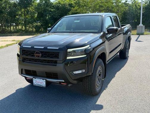 Super Black 2026 Nissan Frontier PRO-4X