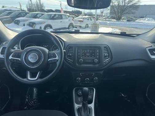 2018 Jeep Compass Sport