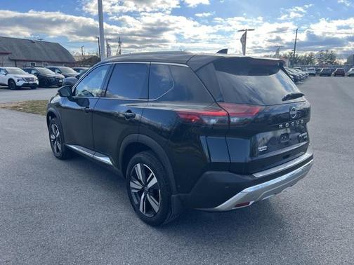 2023 Nissan Rogue Platinum