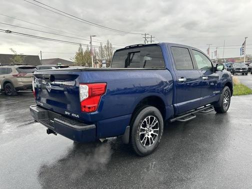 2021 Nissan Titan SV