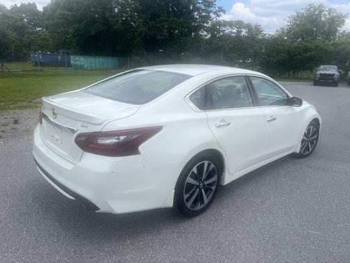 2017 Nissan Altima 2.5 SR