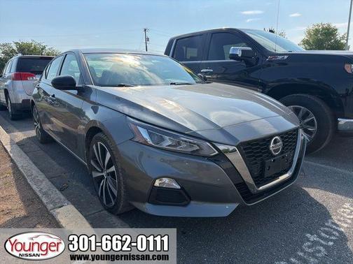 Gun Metallic 2022 Nissan Altima SR Intelligent AWD
