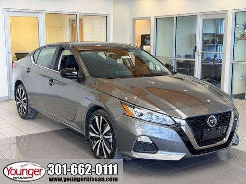Gun Metallic 2022 Nissan Altima SR Intelligent AWD