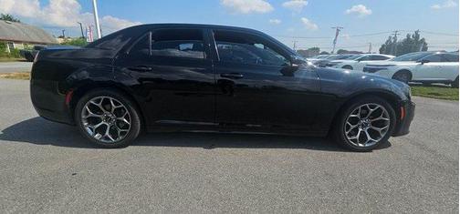2018 Chrysler 300 S