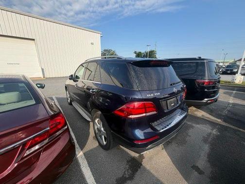 Blue 2018 Mercedes-Benz GLE 350 4MATIC