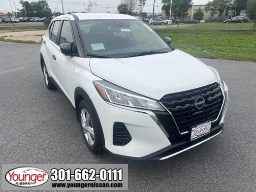 2025 Nissan Kicks S