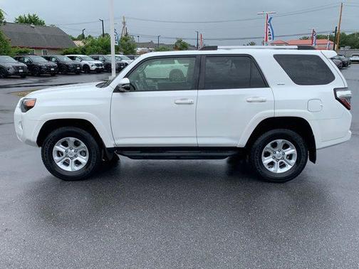 Ice Cap 2023 Toyota 4Runner SR5 Premium