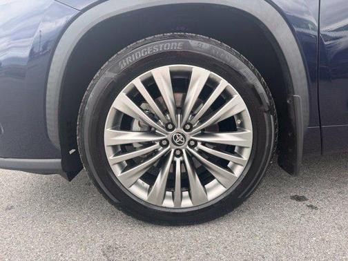 Blueprint 2020 Toyota Highlander Platinum