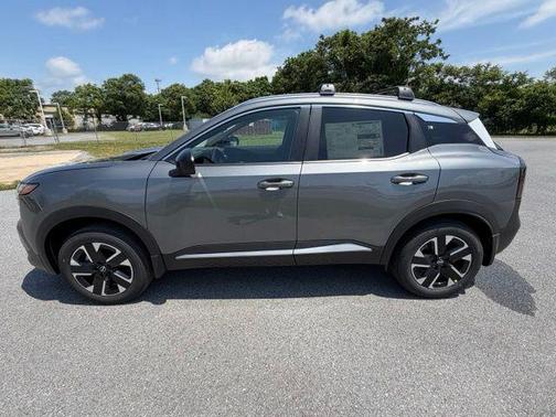 Gun Metallic 2026 Nissan Kicks SV